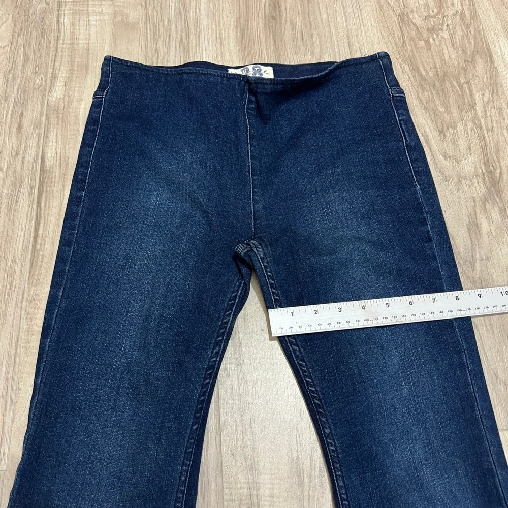 We The Free Free People Penny Pull On Flare Jeans Dark Wash Womens Size 28